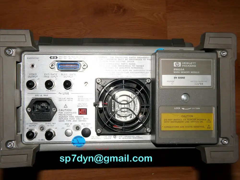 HP8563E HP85620A 9KHz-26.5GHz - Image 4